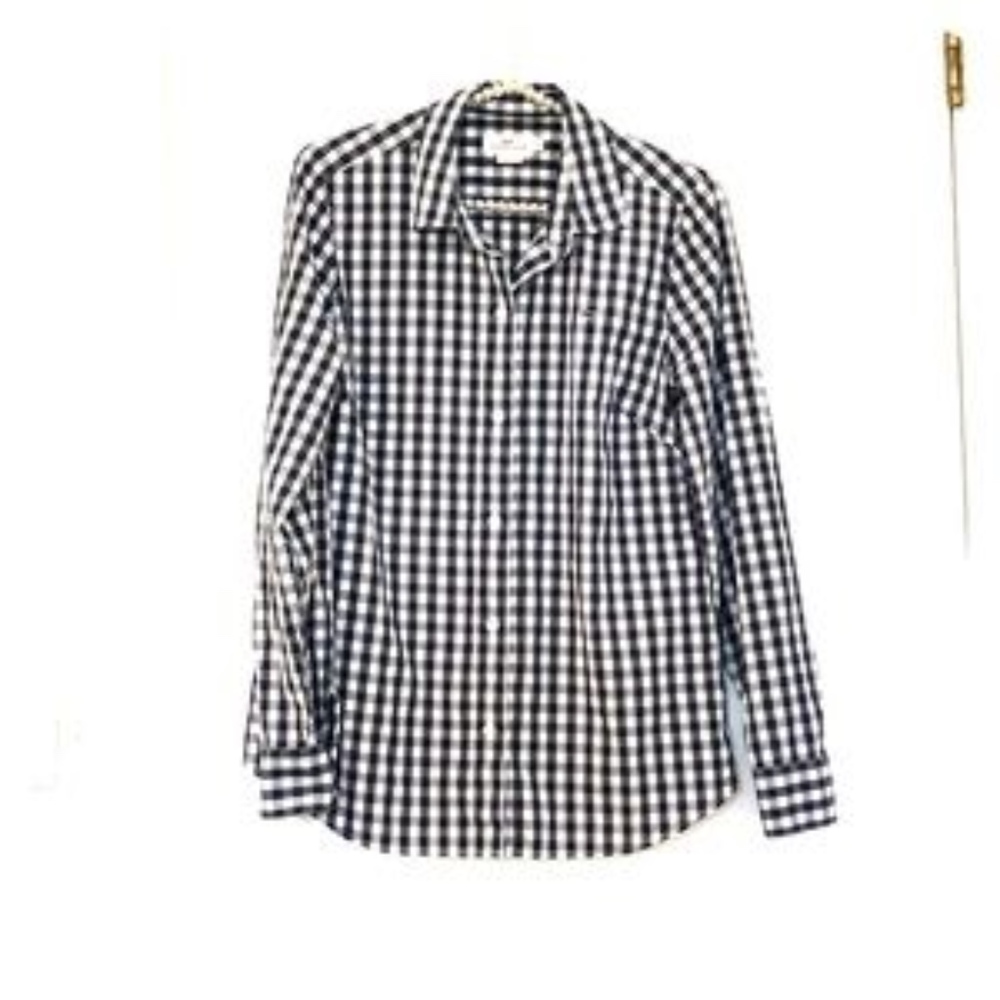 Vineyard Vines Navy and White Gingham Button-Up Shirt